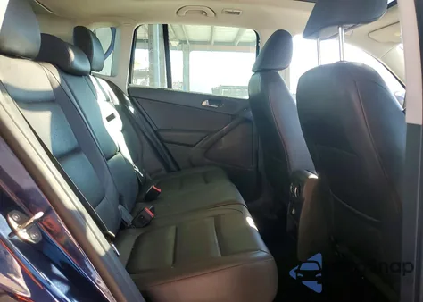 2015 Volkswagen Tiguan S from USA, damaged, VIN WVGAV7AX5FW520996